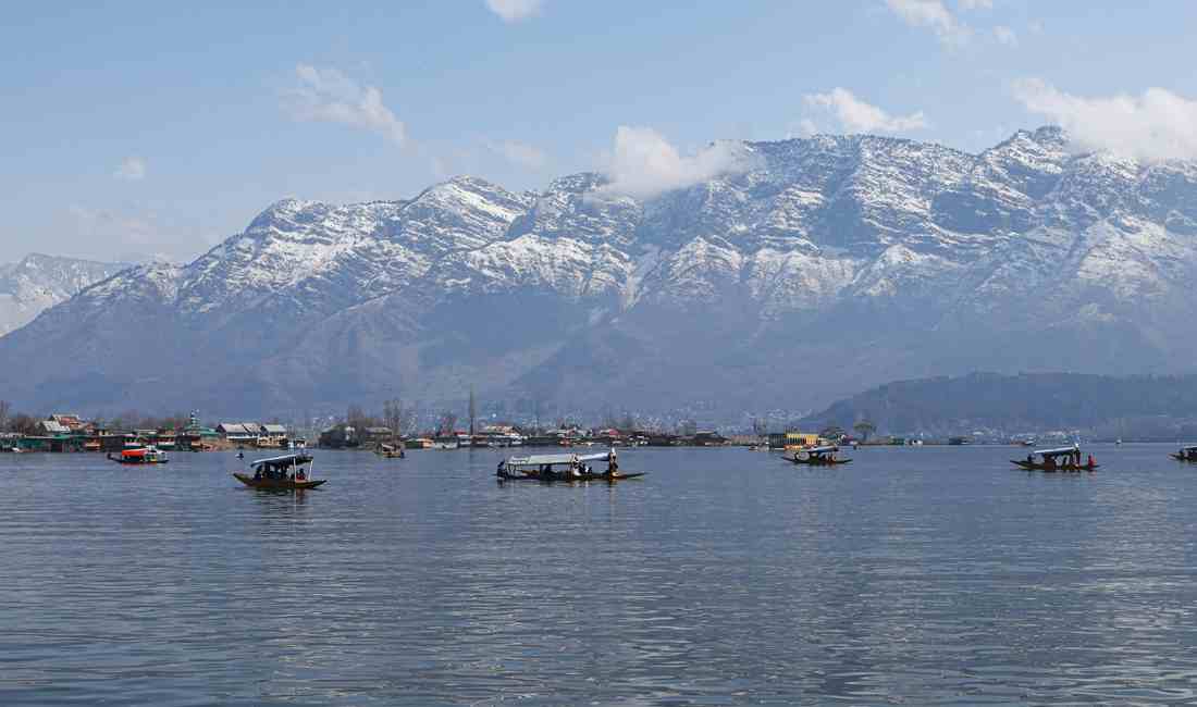 Kashmiri Wonders Unveiled: 5-Day Alpine Discovery