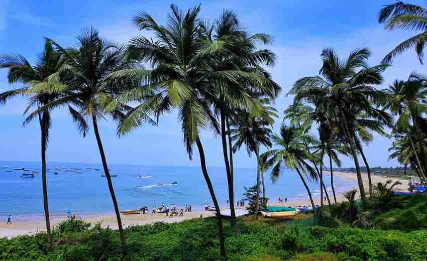 NORTH & SOUTH ADVENTURE : 4-DAY GOA GETAWAY