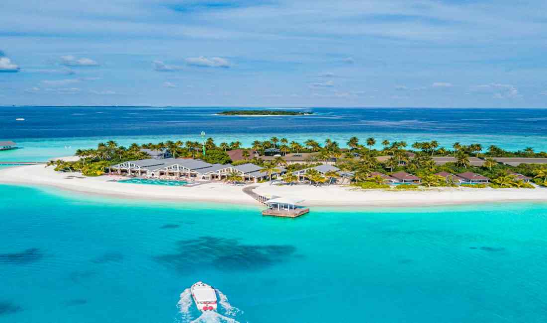 Tropical Tranquility: 3 Nights in Paradise Villa Nautica