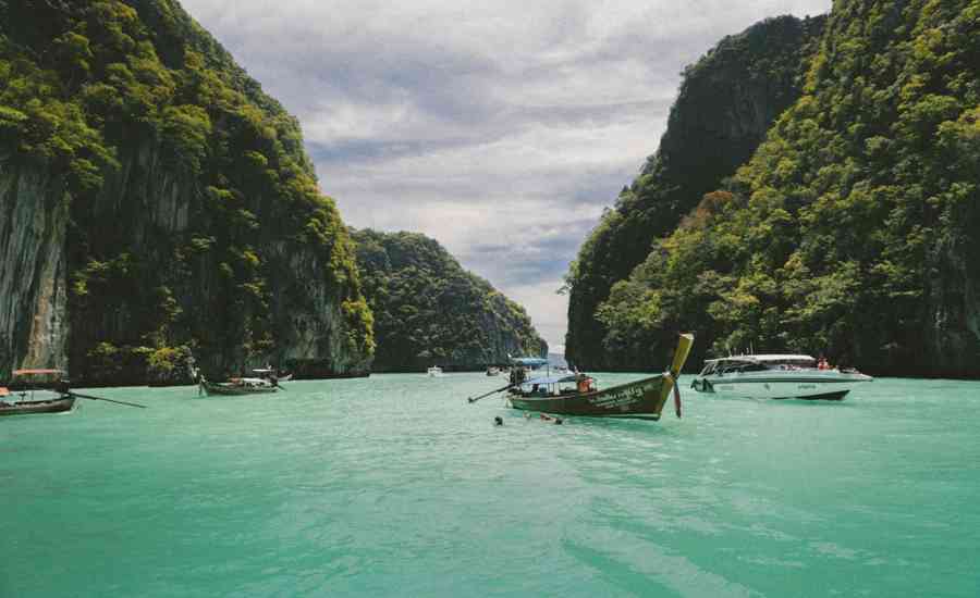 Island Hopping Paradise
